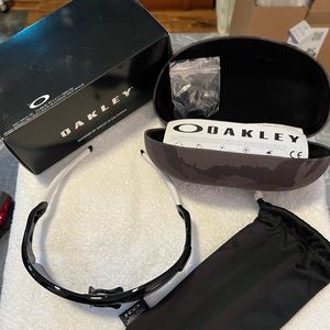 Oakley Men’s Sunglasses